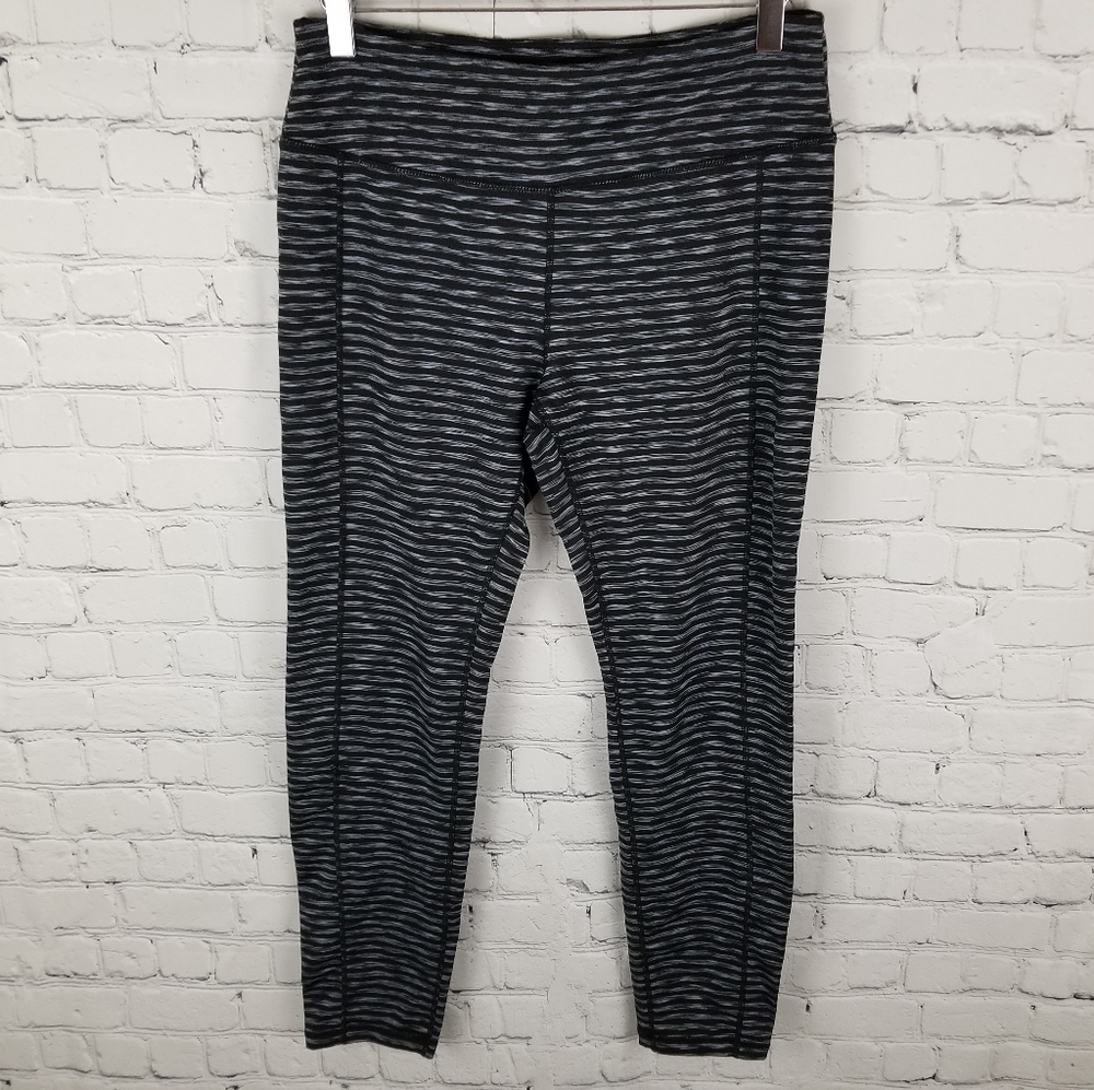 INSPIRED HEARTS | striped ankle crop leggings